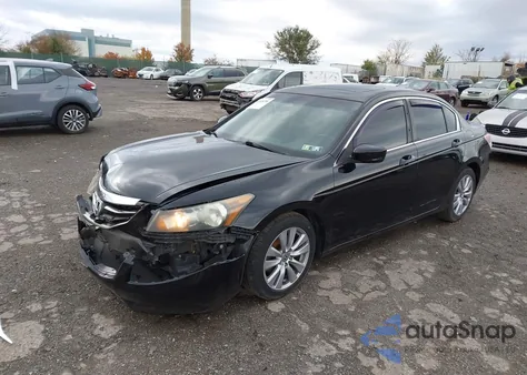 2012 Honda Accord 2.4 Ex-L z USA, uszkodzony, nr VIN 1HGCP2F82CA035124